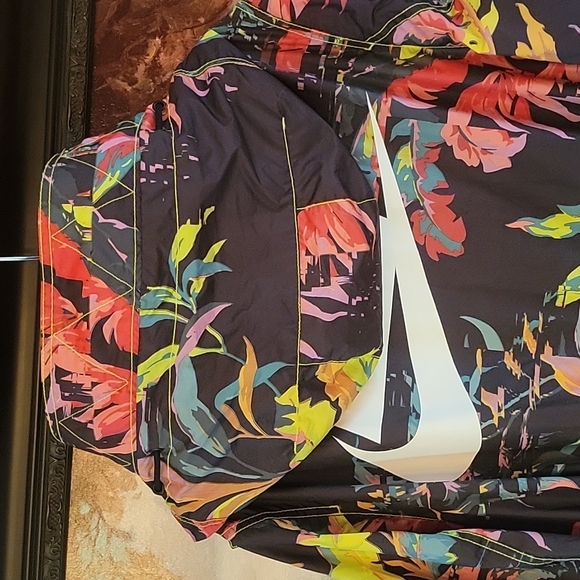 SOLD Nike Men's Sportswear NSW black rain jacket Palm Floral Print AR1598-386 - Picture 8 of 13